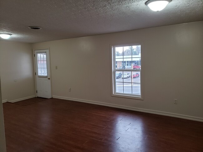 116 Sequoia Dr in Leitchfield, KY - Building Photo - Building Photo