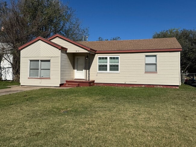 property at 1605 NW Williams Ave