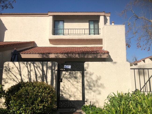 property at 6031 Lindley Ave