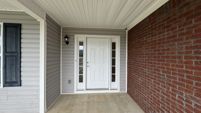 5685 Hyacinth Ln in Collegedale, TN - Building Photo - Building Photo