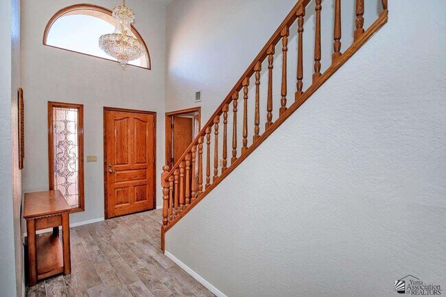 2170 S 14th Ave in Yuma, AZ - Foto de edificio - Building Photo