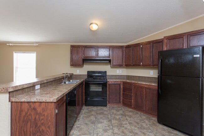 15716 Country Way in Lindale, TX - Building Photo - Building Photo