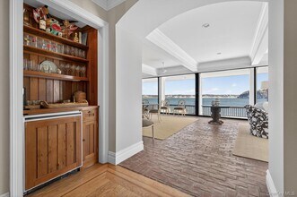 336 Centre Island Rd in Oyster Bay, NY - Building Photo - Building Photo