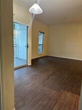 6000-10 Shepherd Mountain Cove in Austin, TX - Building Photo - Building Photo