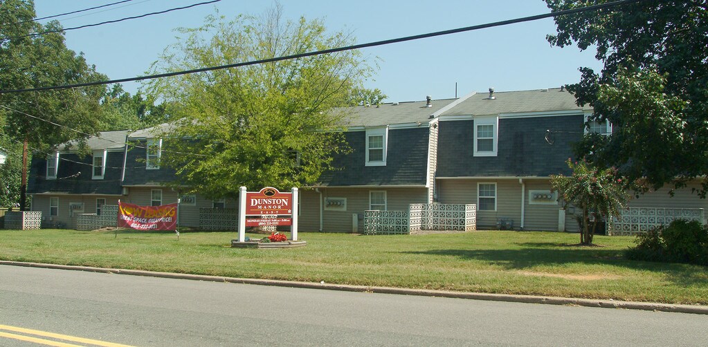 Linden at Forest Hill Richmond, VA Apartments