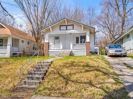 5614 Brooklyn Ave in Kansas City, MO - Building Photo