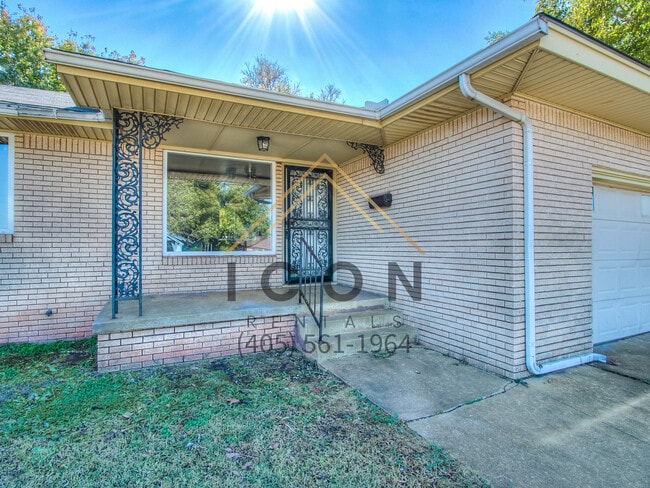 832 NE 29th St in Oklahoma City, OK - Building Photo - Building Photo
