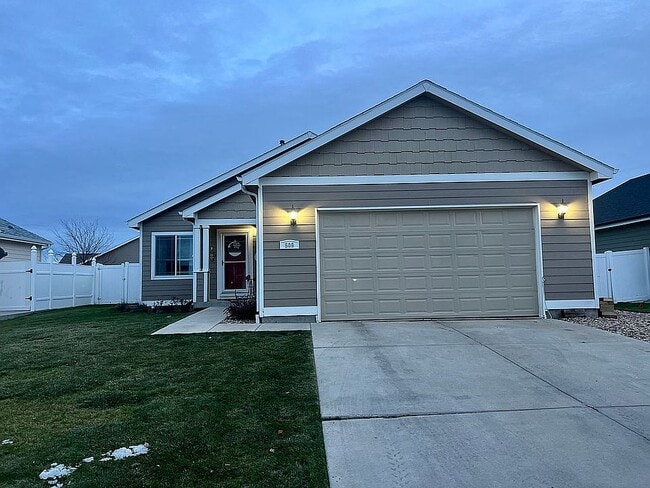 property at 509 Red Ryder Dr