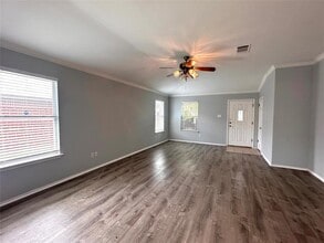 202 Lucky Clover Ln in Hutto, TX - Building Photo - Building Photo