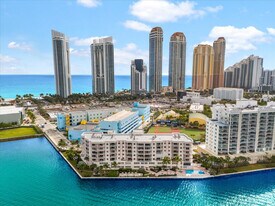 18260 N Bay Rd in Sunny Isles Beach, FL - Building Photo