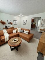 685 Michigan Ave, Unit 110 in Battle Creek, MI - Building Photo