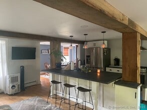 27 Spring St in Chester, CT - Building Photo - Building Photo