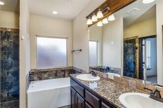 7708 SW Franks Ct in Lawton, OK - Building Photo - Building Photo