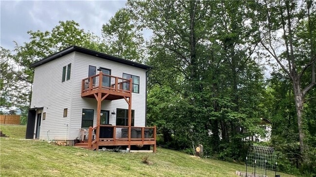 property at 23 Monarch Ln