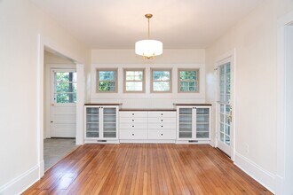 118 Oakhurst Cir in Charlottesville, VA - Building Photo - Building Photo