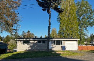 32902 26th Pl SW in Federal Way, WA - Building Photo