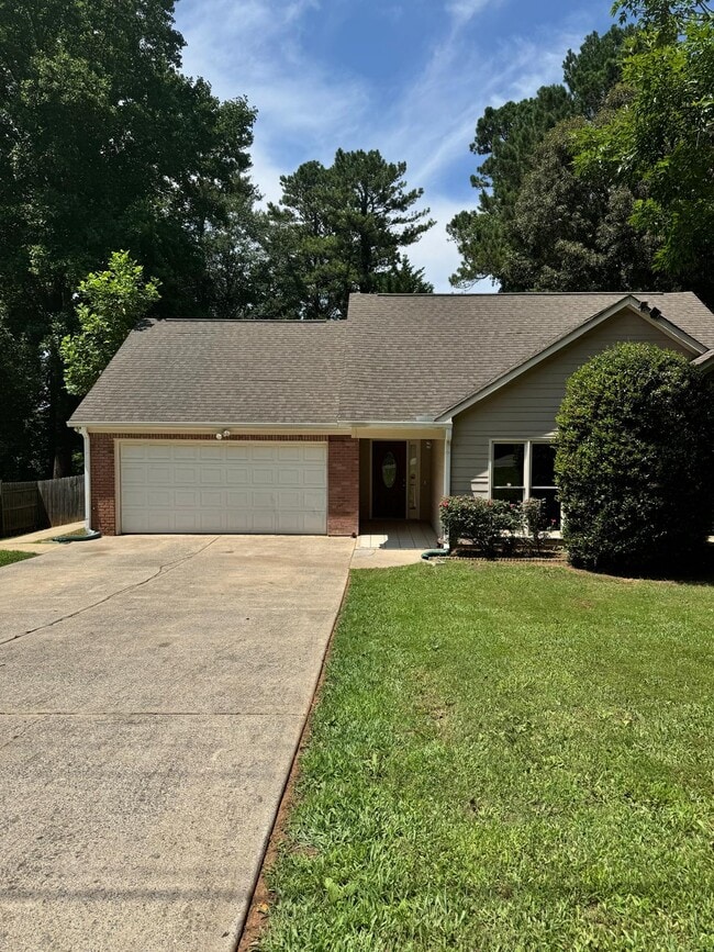 4262 Apache Dr SE in Acworth, GA - Building Photo - Building Photo