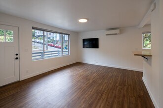 723 29th Ave S in Seattle, WA - Building Photo - Building Photo