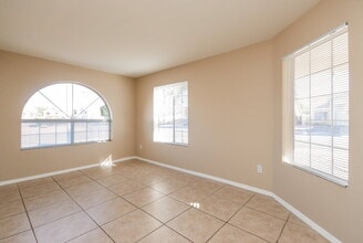 969 E Elgin St in Chandler, AZ - Foto de edificio - Building Photo