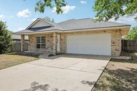 804 Eagles Way in Leander, TX - Building Photo - Building Photo