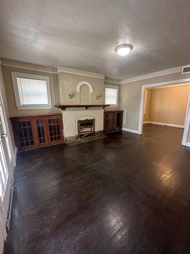 property at 412 SE 15th Ave