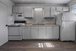 103 Naydonlin Dr in Columbia, TN - Building Photo