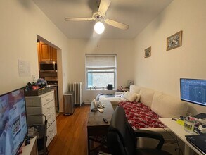 677.5 W Wrightwood Ave in Chicago, IL - Foto de edificio - Building Photo