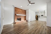 4115 Grassmere Ln in Dallas, TX - Building Photo - Building Photo