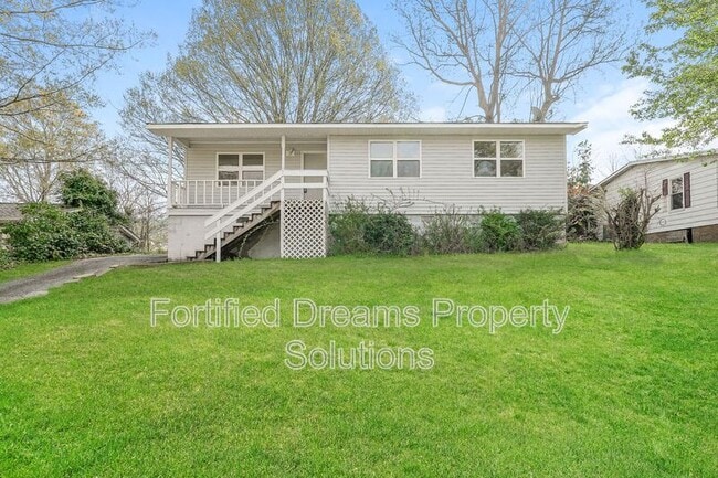 818 Waugh St in Greensboro, NC - Building Photo - Building Photo