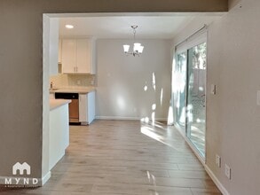 2336 Villanova Cir, Unit 6 in Sacramento, CA - Building Photo - Building Photo