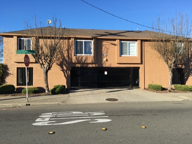 1505 Roosevelt Ave in Richmond, CA - Building Photo