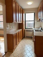 98-76 Queens Blvd in Queens, NY - Building Photo - Building Photo