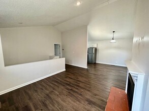 205 Copper Hill Dr in Johnson City, TN - Building Photo - Building Photo