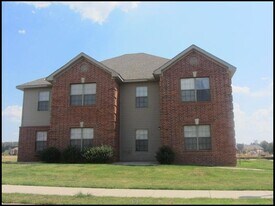 10800 Frenchmen Loop in North Little Rock, AR - Building Photo