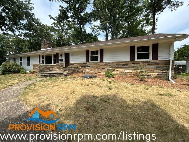 property at 802 Teakwood Dr