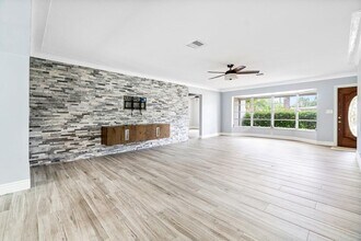 1301 SE 14th Dr in Deerfield Beach, FL - Building Photo - Building Photo