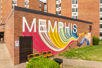 Memphis Towers Senior Living in Memphis, TN - Building Photo - Building Photo