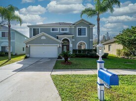 4230 Harbor Lake Dr in Lutz, FL - Building Photo