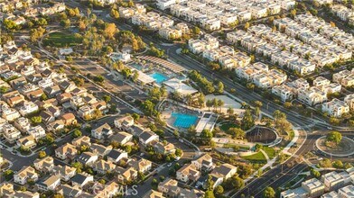 284 Harringay in Irvine, CA - Building Photo - Building Photo