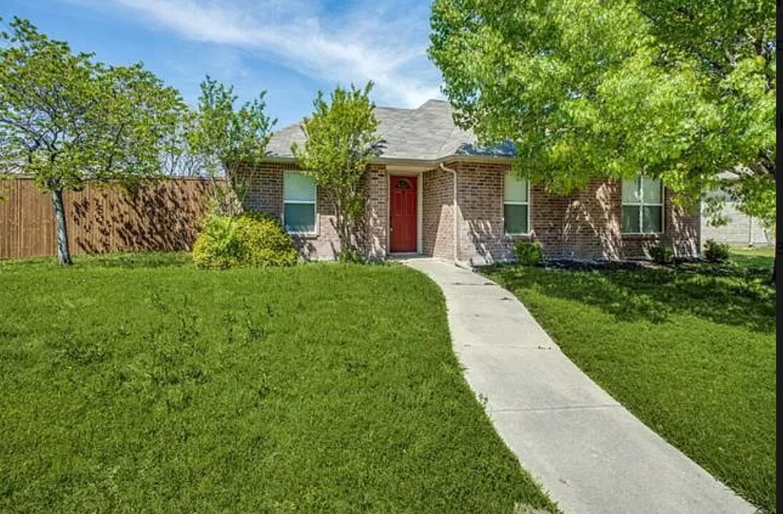 12002 Rosedown Ln in Frisco, TX - Building Photo