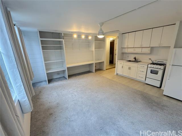 property at 1550 Wilder Ave