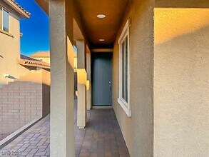 632 Cultures St in Henderson, NV - Building Photo - Building Photo