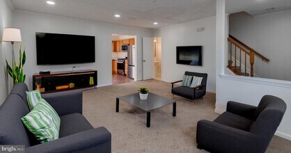 2502 Regal Pl in Waldorf, MD - Building Photo - Building Photo