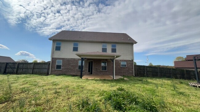 200 Reeney Dr in New Market, AL - Building Photo - Building Photo