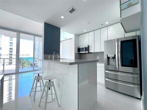 2200 NE 4th Ave in Miami, FL - Building Photo - Building Photo