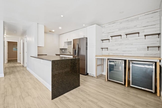 property at 826 SW 14th St