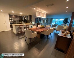 9400 W Bay Harbor Dr in Bay Harbor Islands, FL - Building Photo