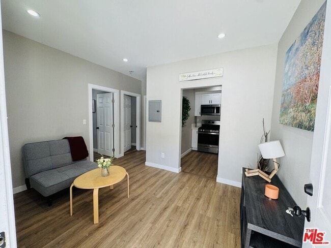 146 Witmer St in Los Angeles, CA - Building Photo - Building Photo