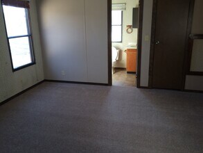 22123 Teak Ln in St. Robert, MO - Building Photo - Building Photo