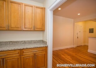 136 Highland Ave in Somerville, MA - Building Photo - Building Photo